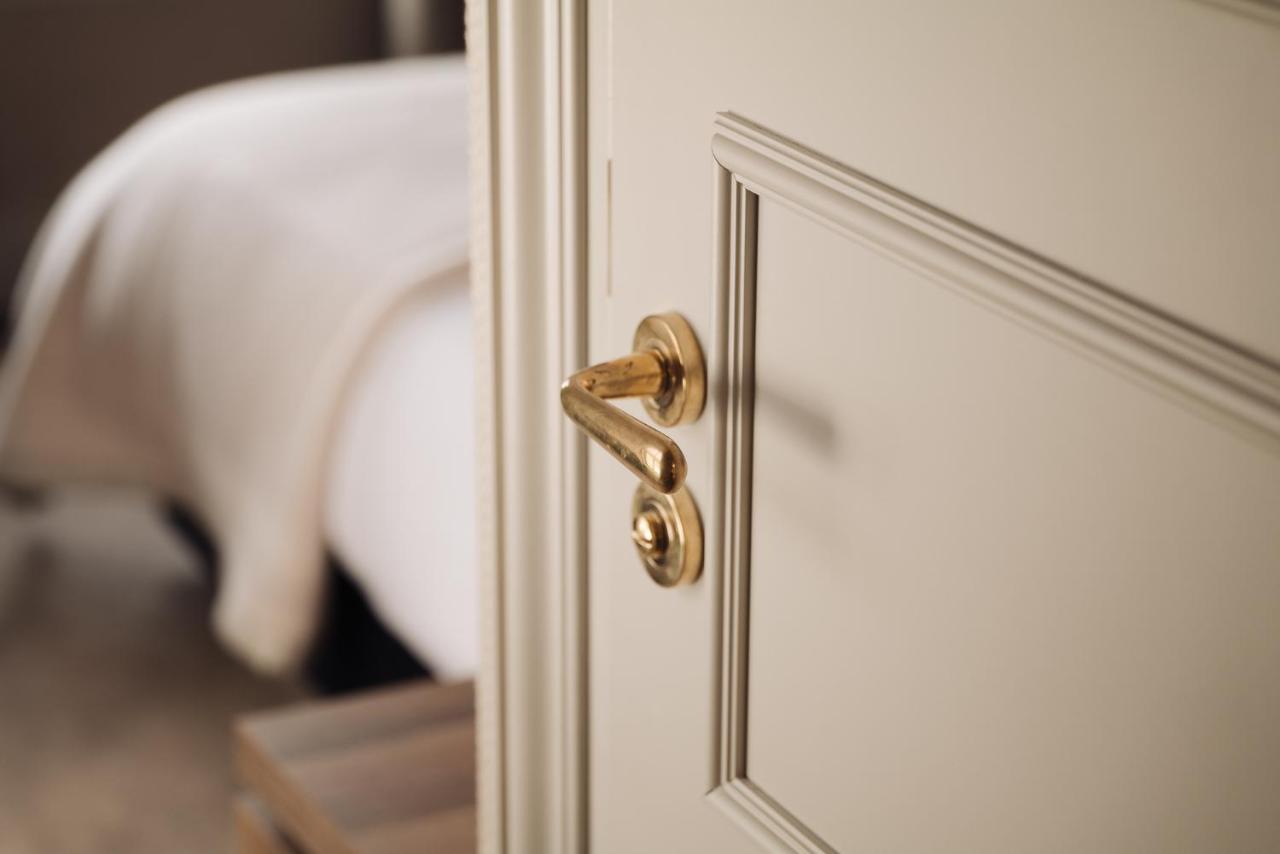 Hotel 717 阿姆斯特丹 外观 照片 A door handle